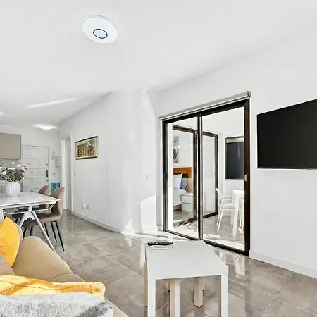 Beachfront First Line Modern With Ac Apartamento Playa de las Americas (Tenerife)