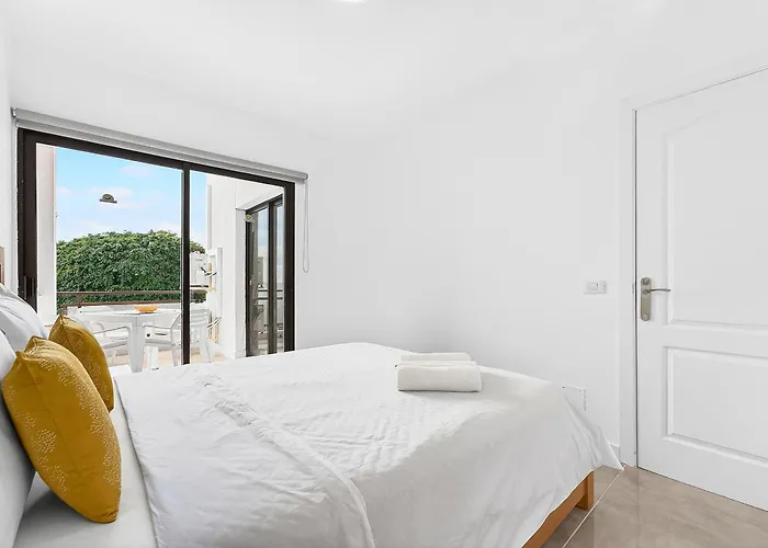 Beachfront First Line Modern With Ac 플라야데라스아메리카스