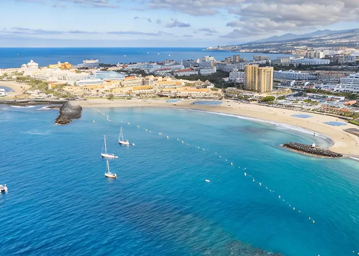 Beachfront First Line Modern With Ac 아파트 *